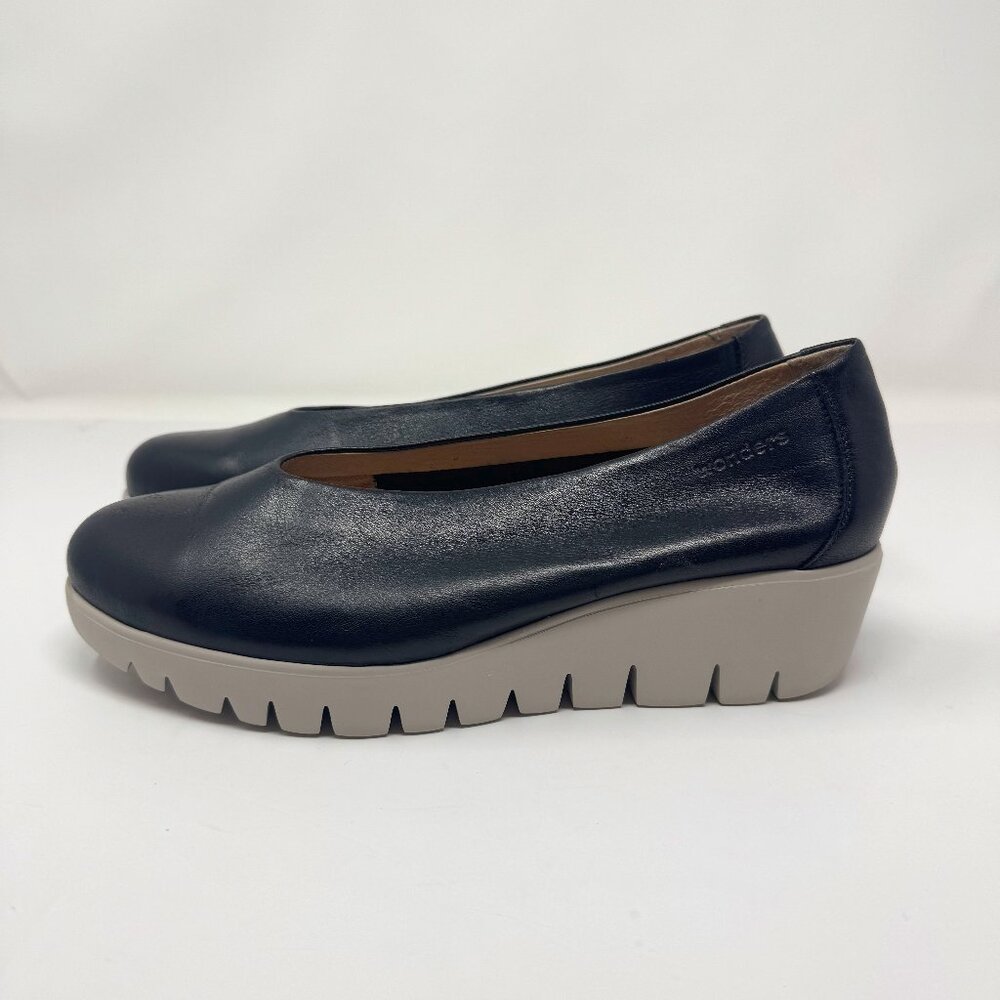 Wonders Black Leather Grey Sole Wedge Heels Size EU 39